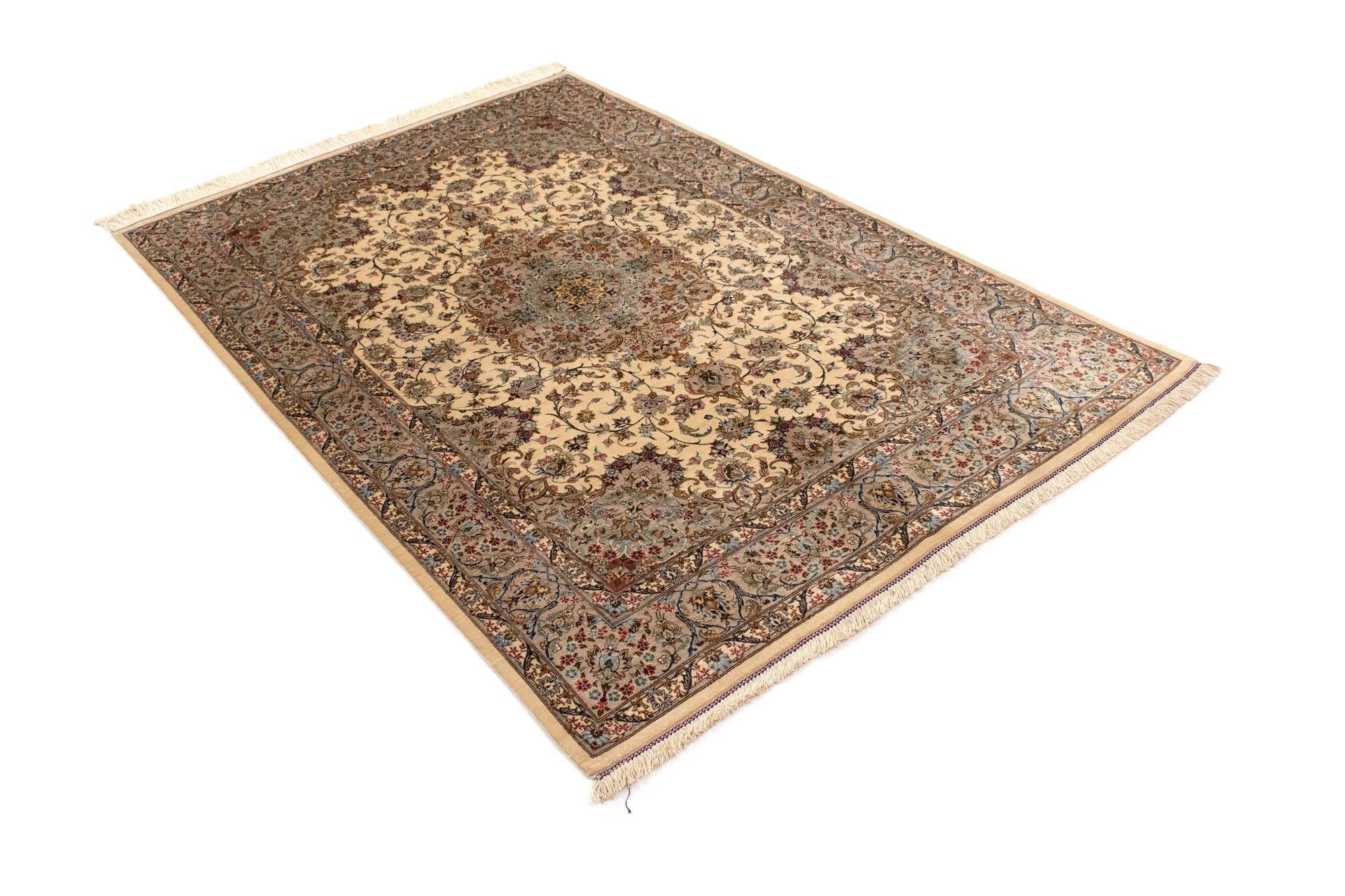 4' 3 x 6' 7 Ghom Silk Rug