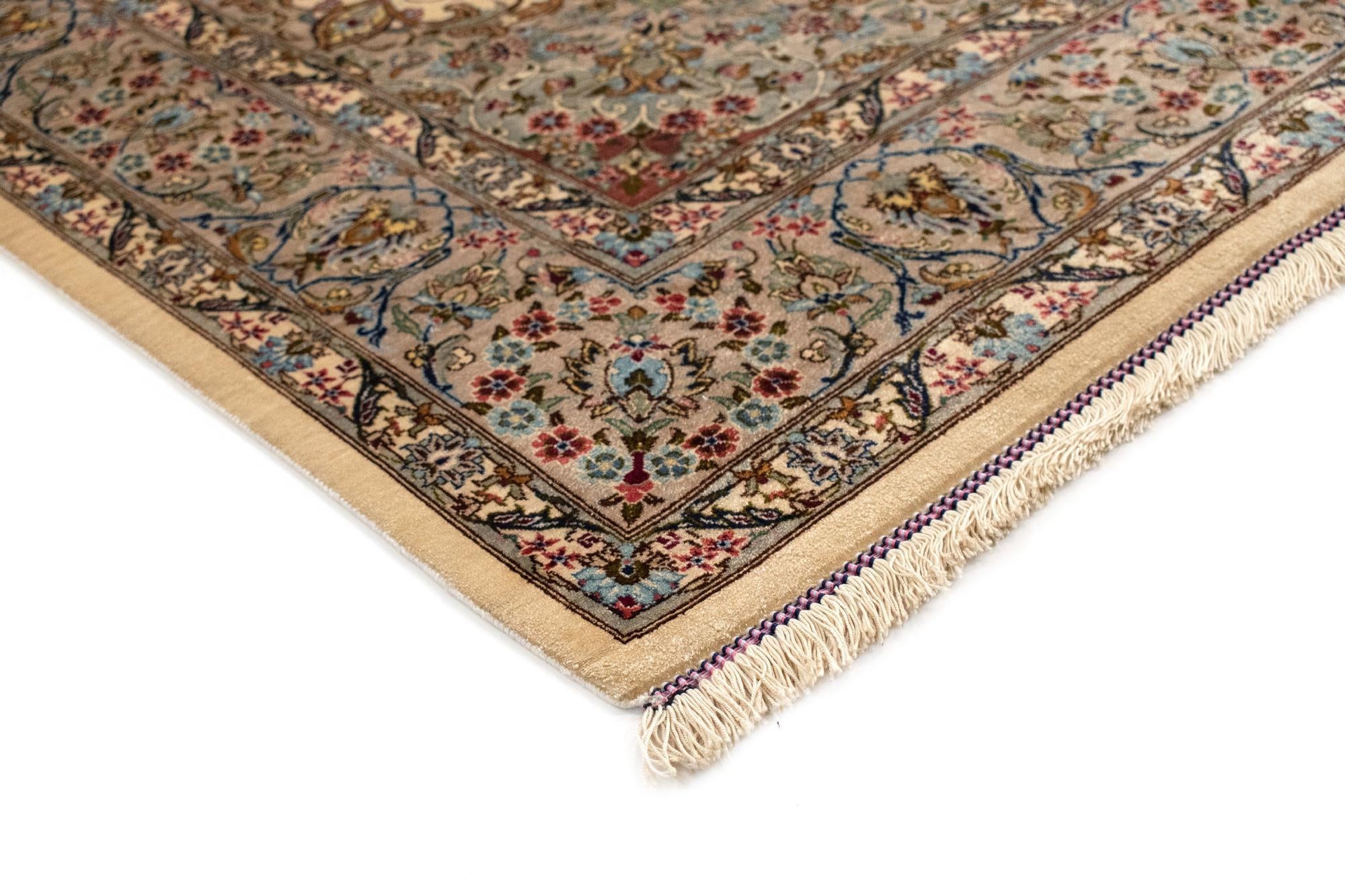 4' 3 x 6' 7 Ghom Silk Rug