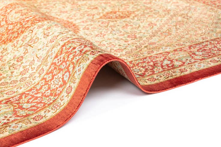 Detail image of 2' 7 x 4' Ghom Silk Rug