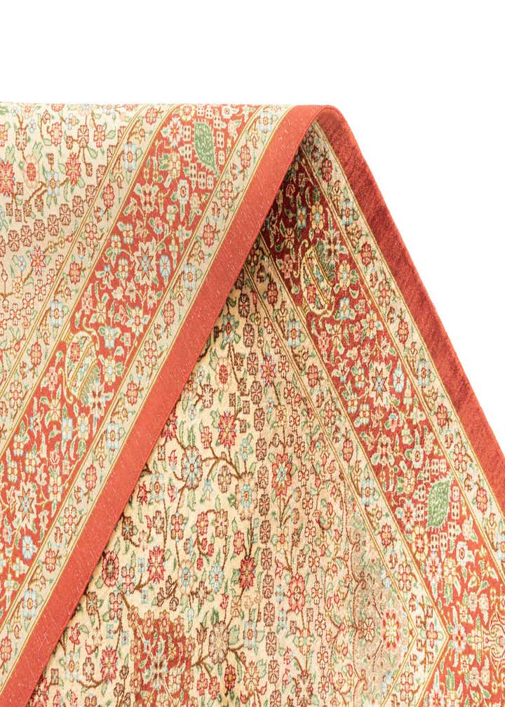 2' 7 x 4' Ghom Silk Rug