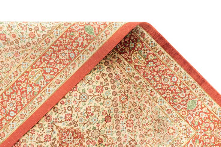 Detail image of 80cm x 120cm Ghom Silk Rug