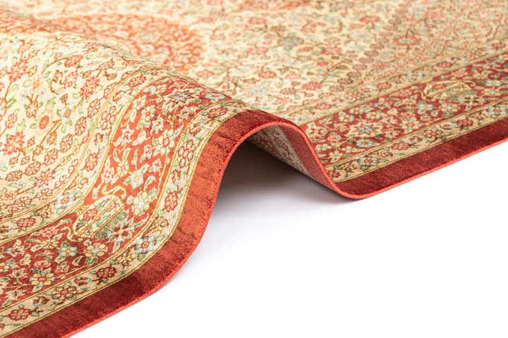 80cm x 120cm Ghom Silk Rug