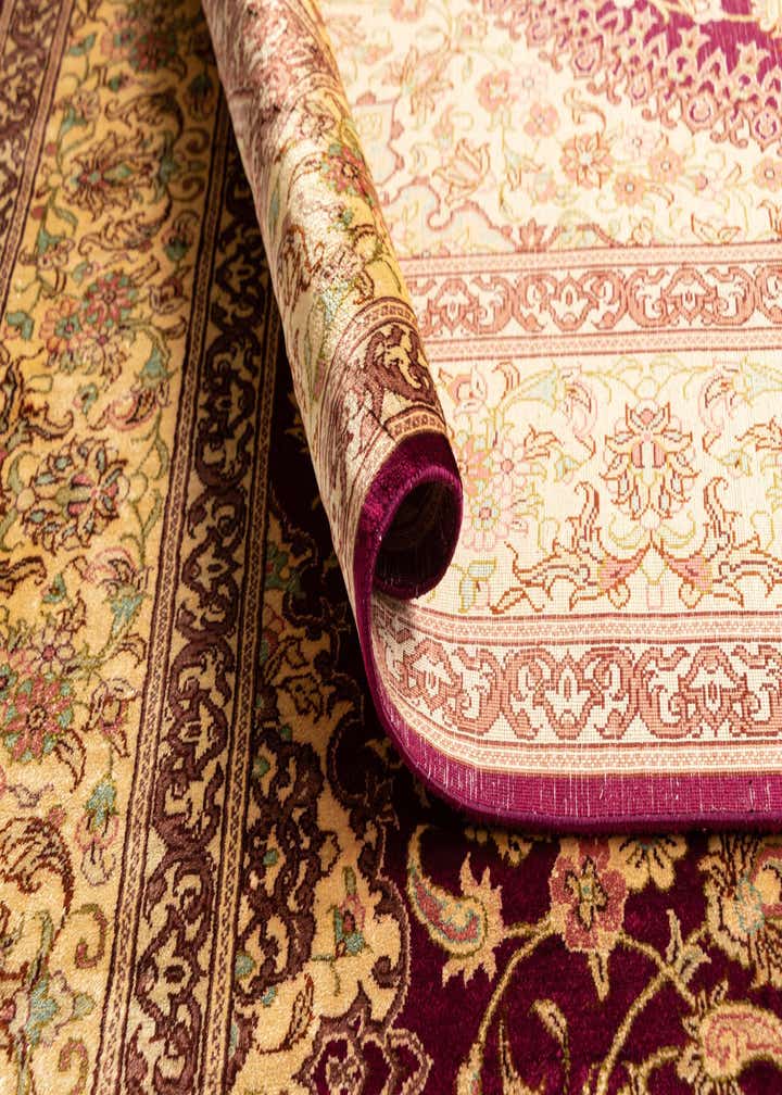 4' 3 x 6' 7 Ghom Silk Rug