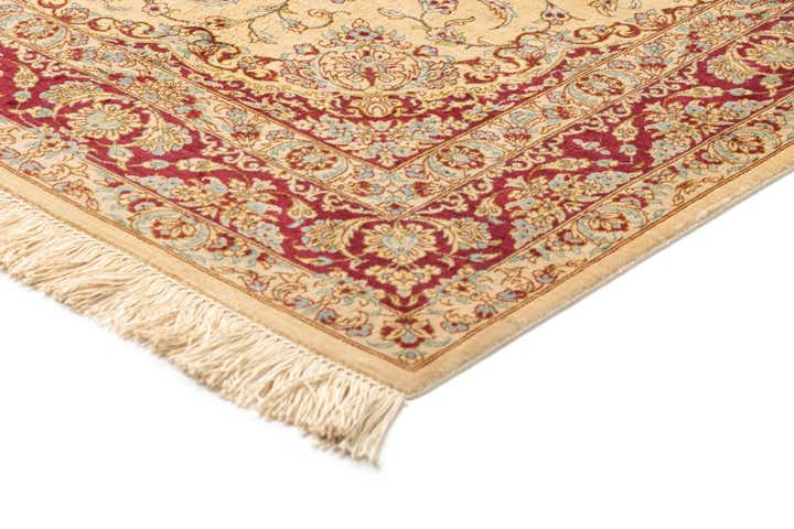 3' 4 x 4' 11 Ghom Silk Rug