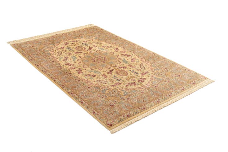 Detail image of 4' 4 x 6' 7 Ghom Silk Rug