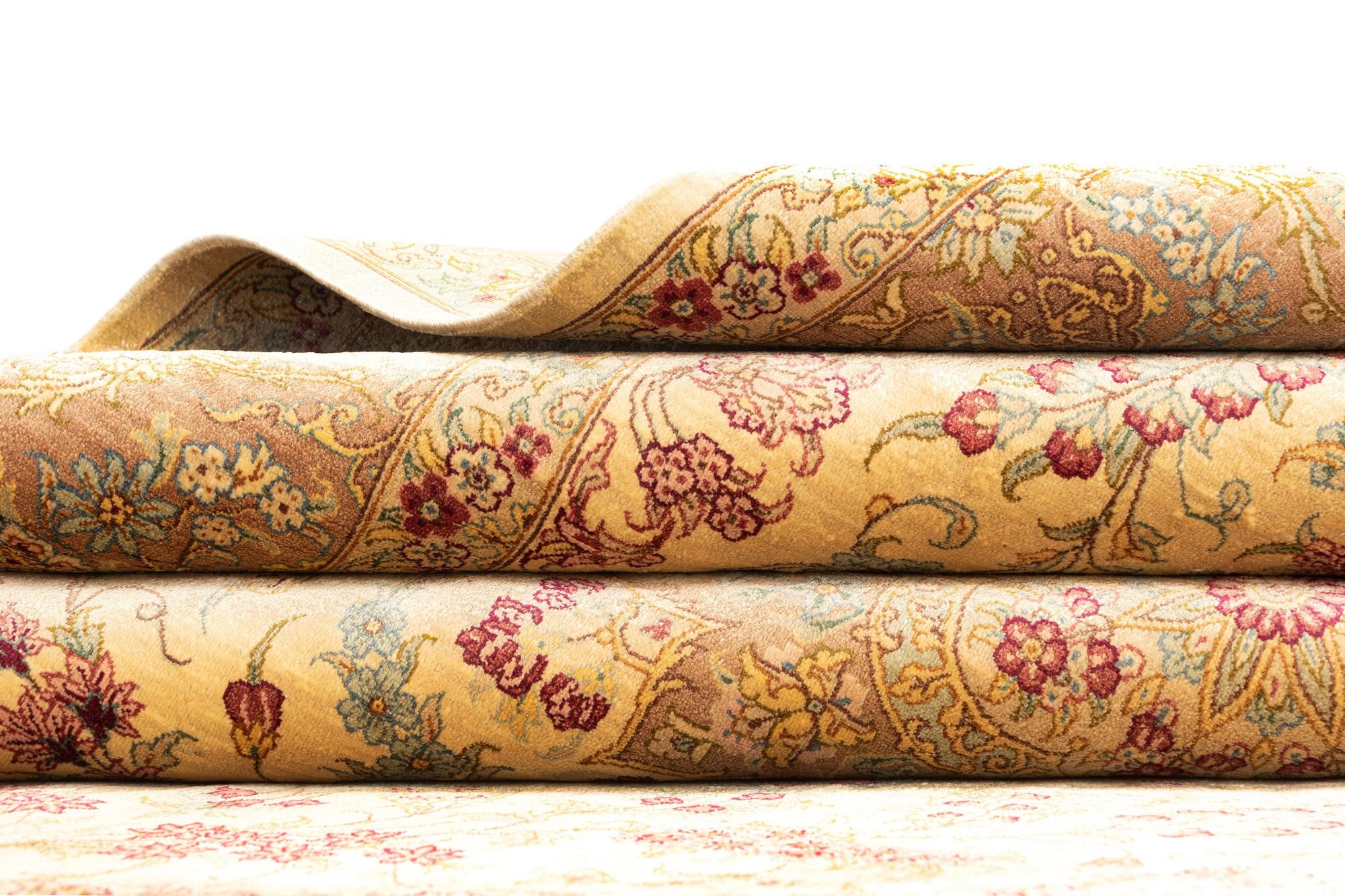 4' 4 x 6' 7 Ghom Silk Rug