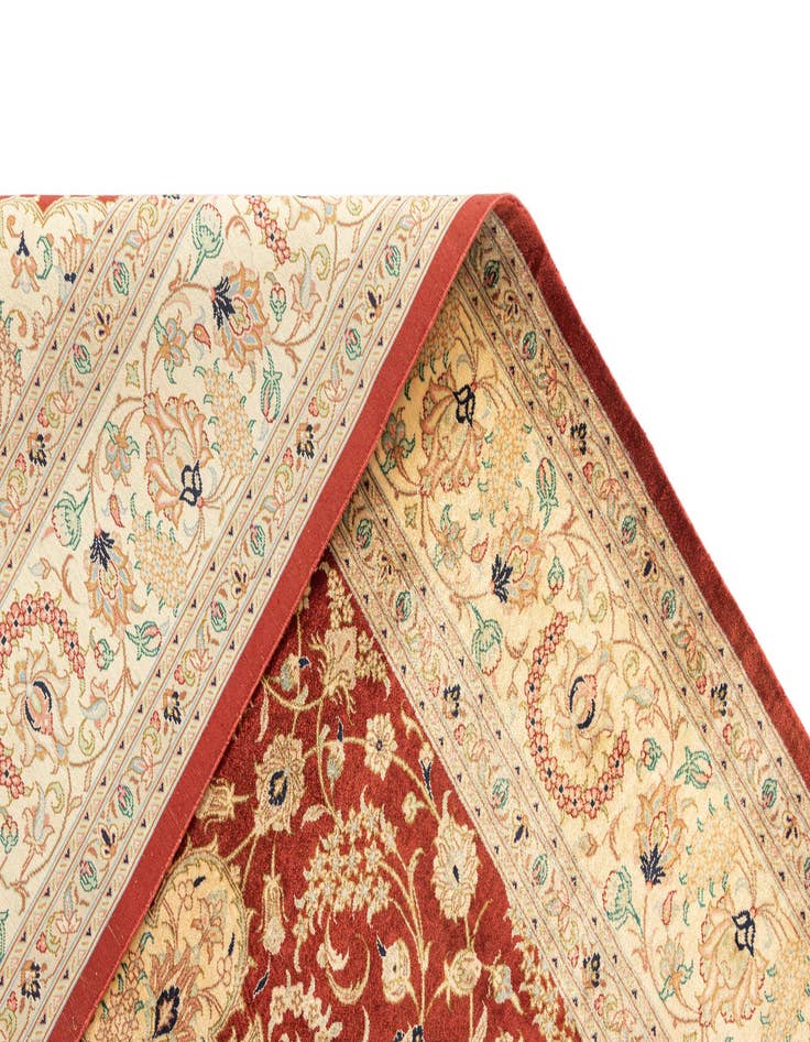 Detail image of 4' 6 x 6' 6 Ghom Silk Rug