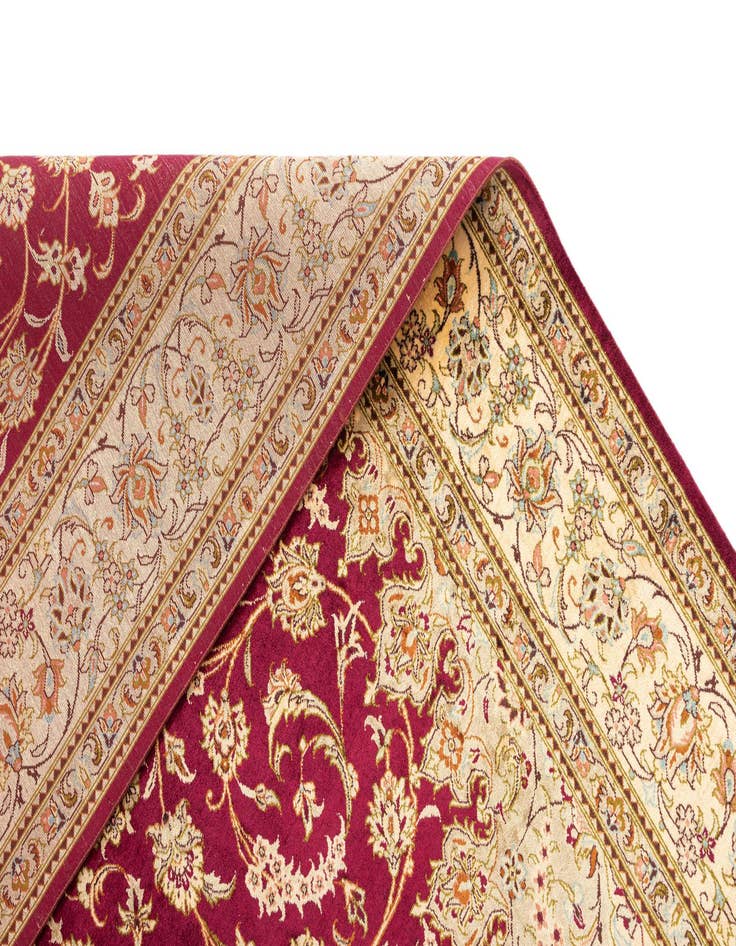 Detail image of 4' 4 x 6' 8 Ghom Silk Rug