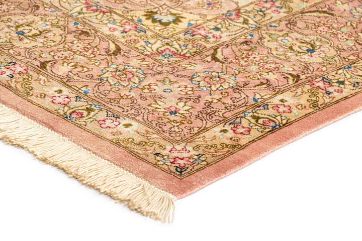 4' 3 x 6' 4 Ghom Silk Rug