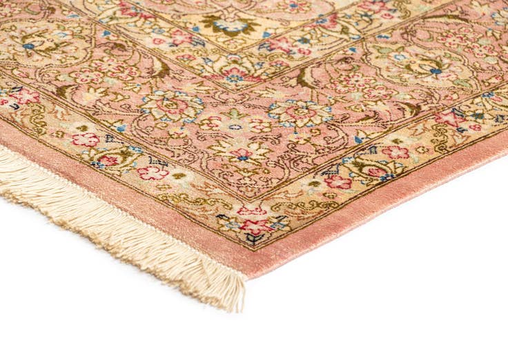 Detail image of 4' 3 x 6' 4 Ghom Silk Rug