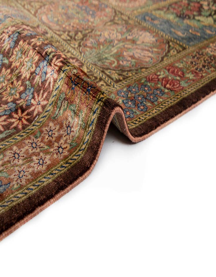 Detail image of 1' 11 x 2' 11 Ghom Silk Rug