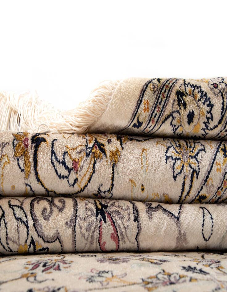 Detail image of 9' 8 x 13' 5 Ghom Silk Rug