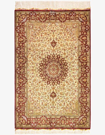 2' 7 x 4' Ghom Silk Rug