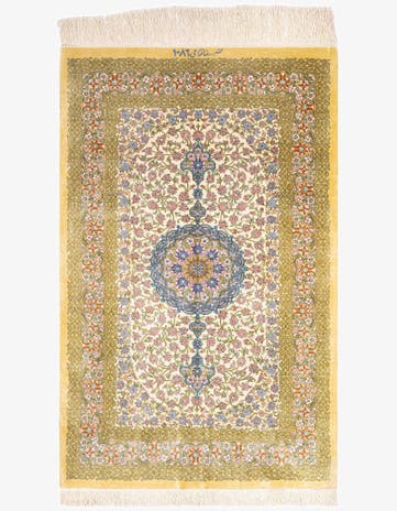 2' 7 x 4' Ghom Silk Rug