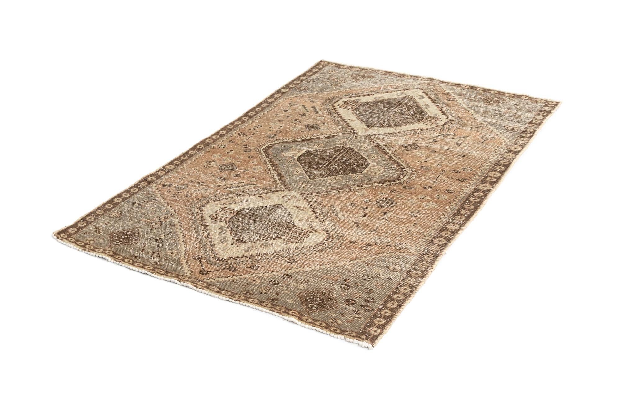4' 2 x 6' 1 Hamedan Wool Rug