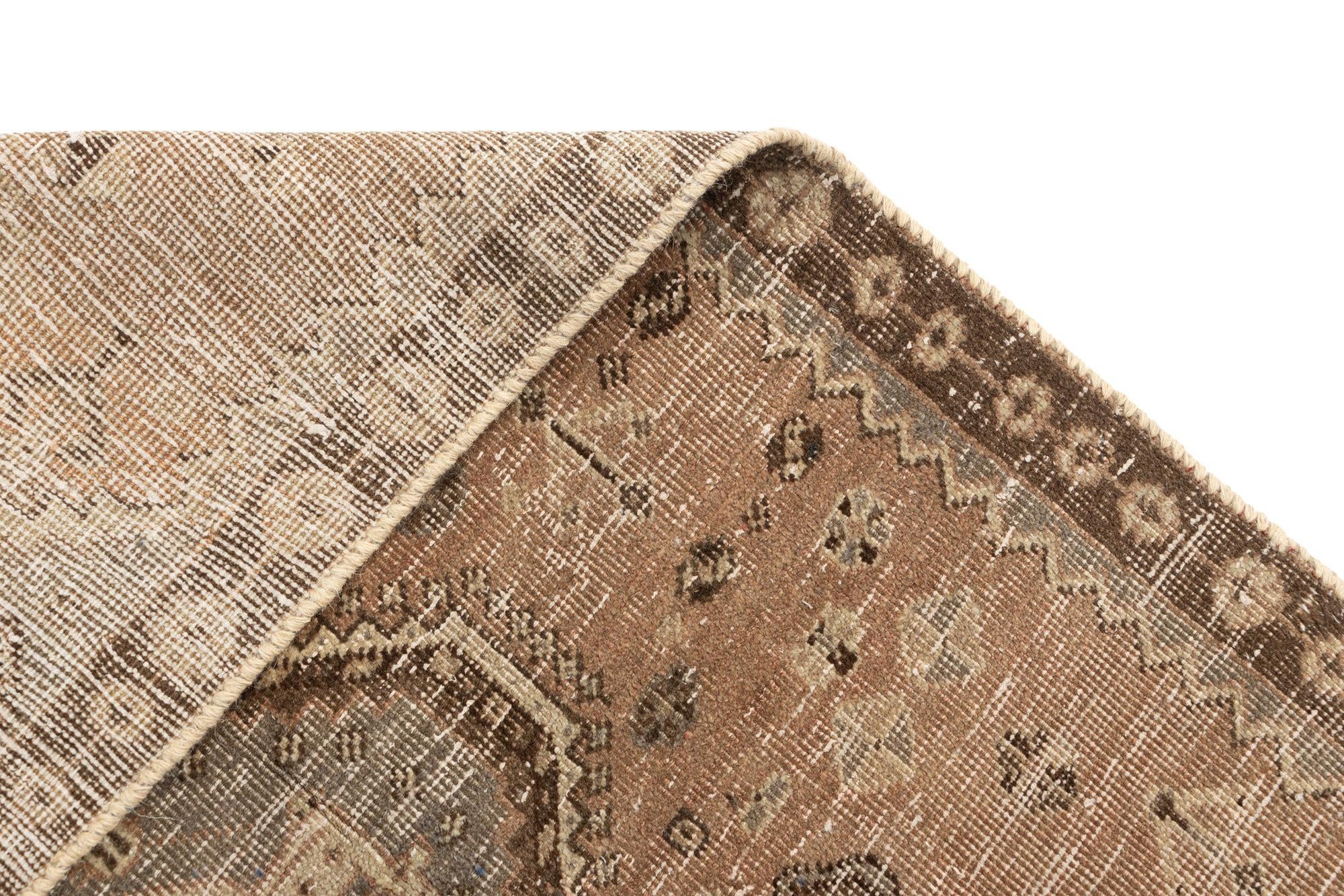 4' 2 x 6' 1 Hamedan Wool Rug