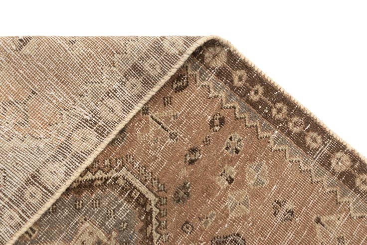 Detail image of 4' 2 x 6' 1 Hamedan Wool Rug