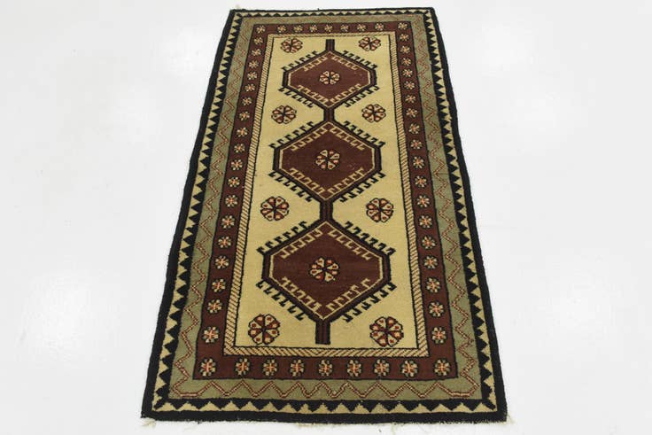 Detail image of 3' x 5' 3 Hand Knotted Hamedan Wool Rug