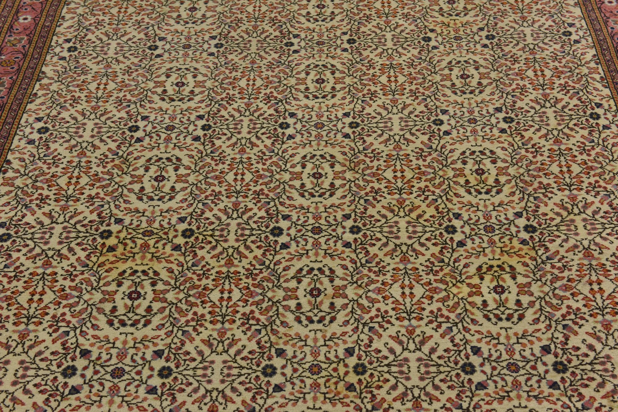 6' 8 x 10' Hand Knotted Hereke Wool Rug