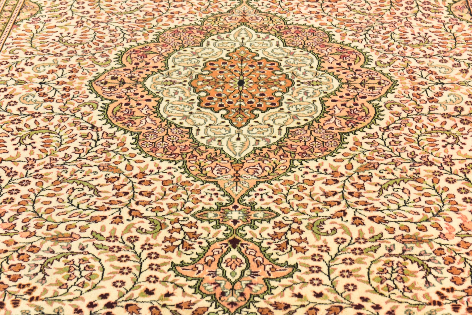 6' 5 x 9' 3 Hand Knotted Hereke Wool Rug