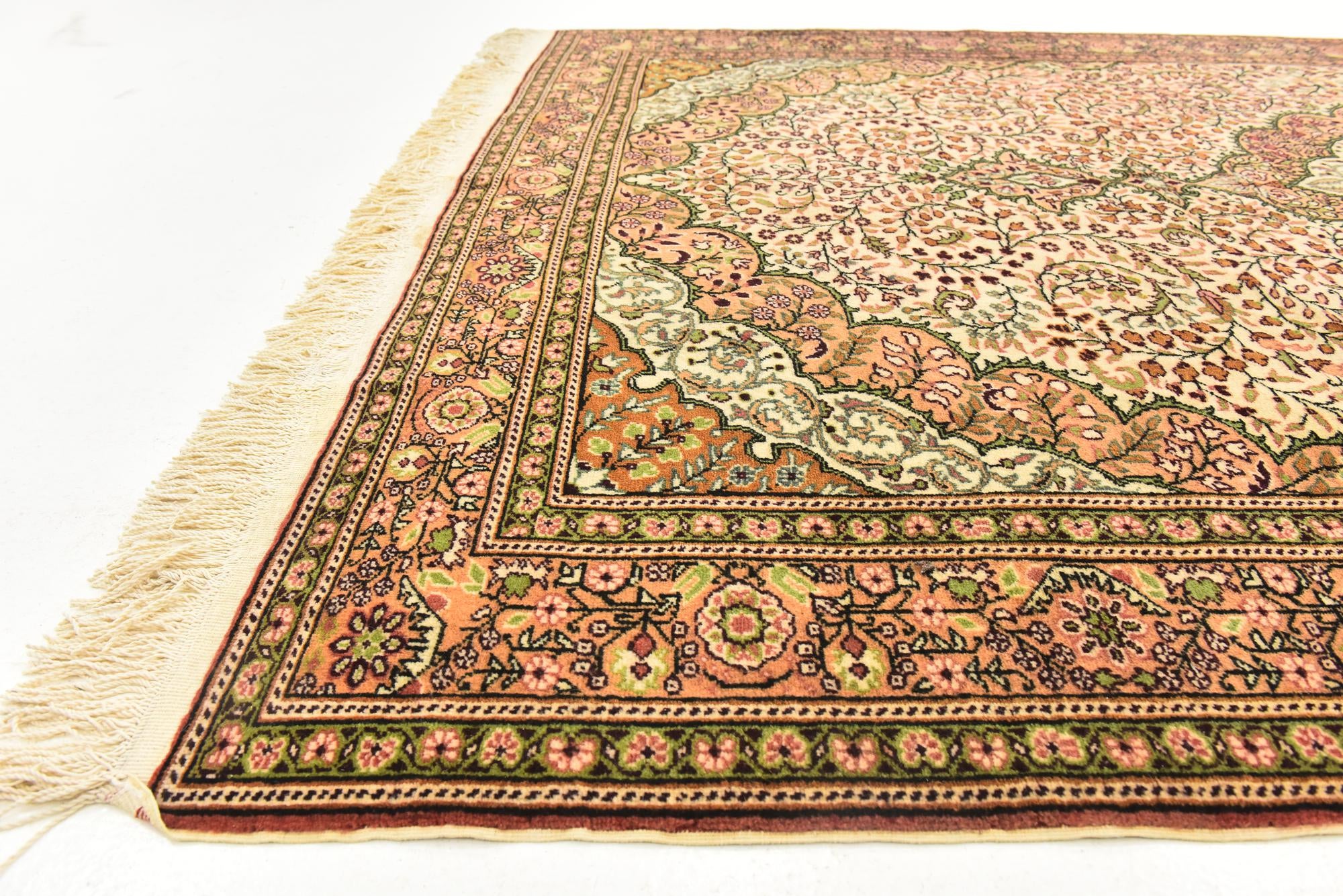 6' 5 x 9' 3 Hand Knotted Hereke Wool Rug