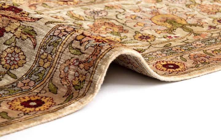 140cm x 225cm Hereke Silk Vloerkleed