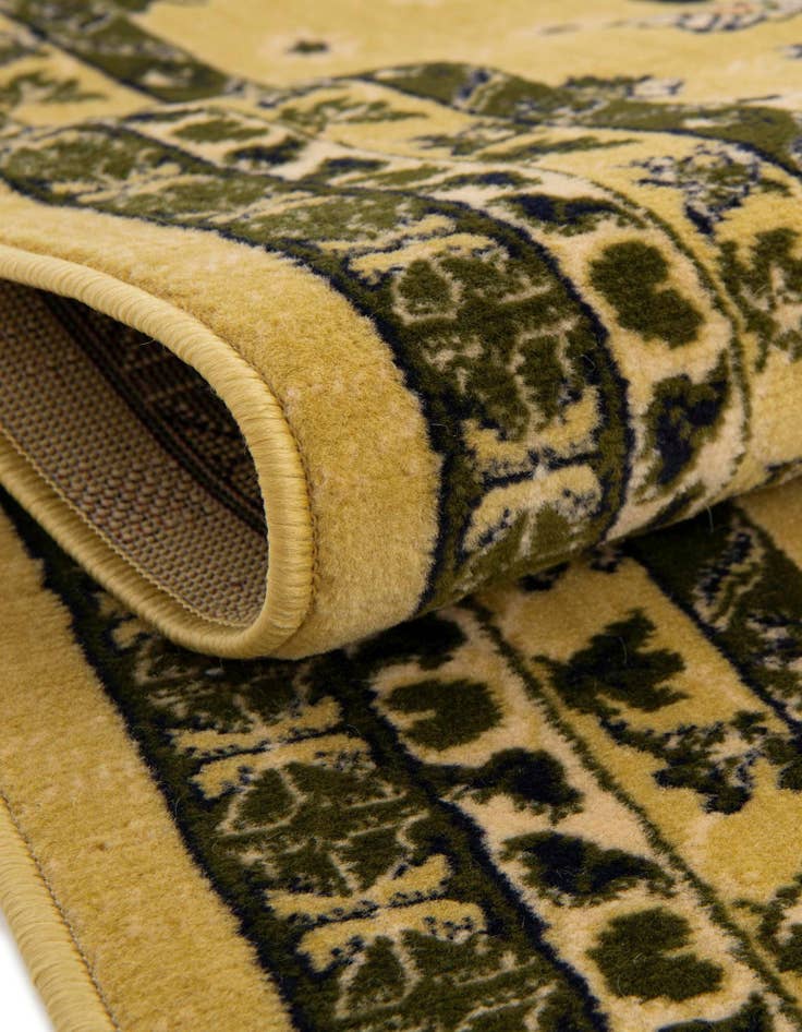 Detail image of 4' x 6' Heriz Design Rug