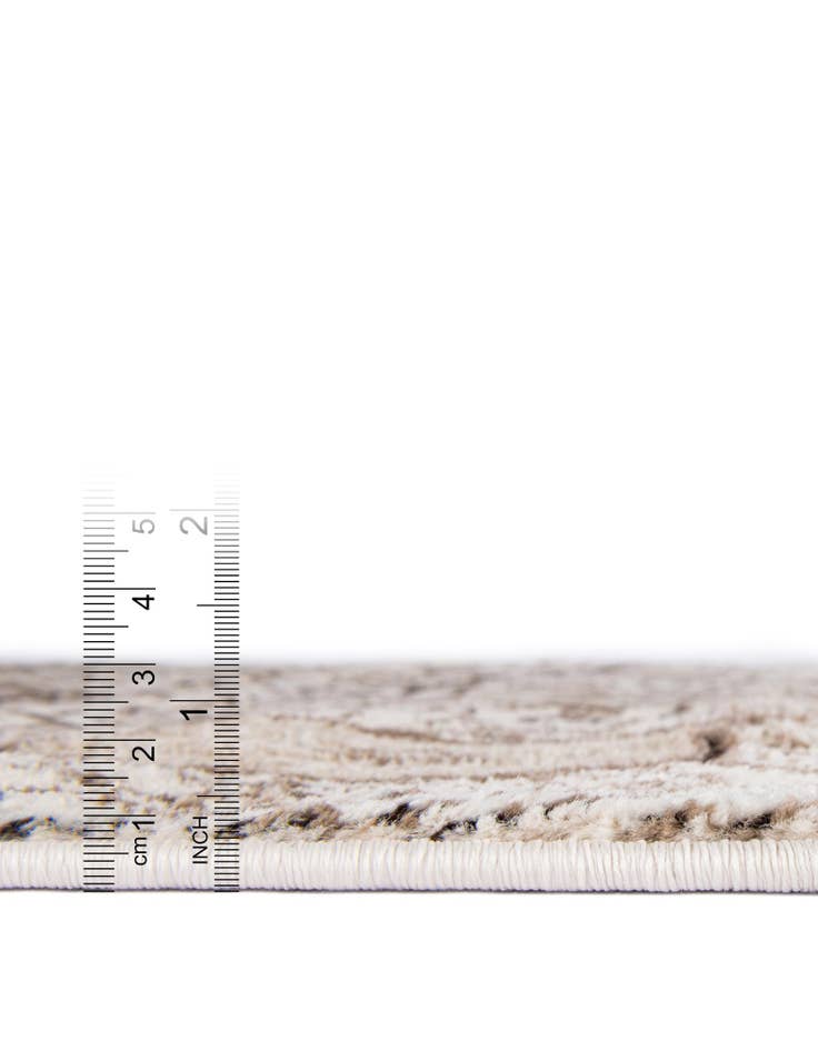 Detail image of 4' x 6' Himalaya Rug