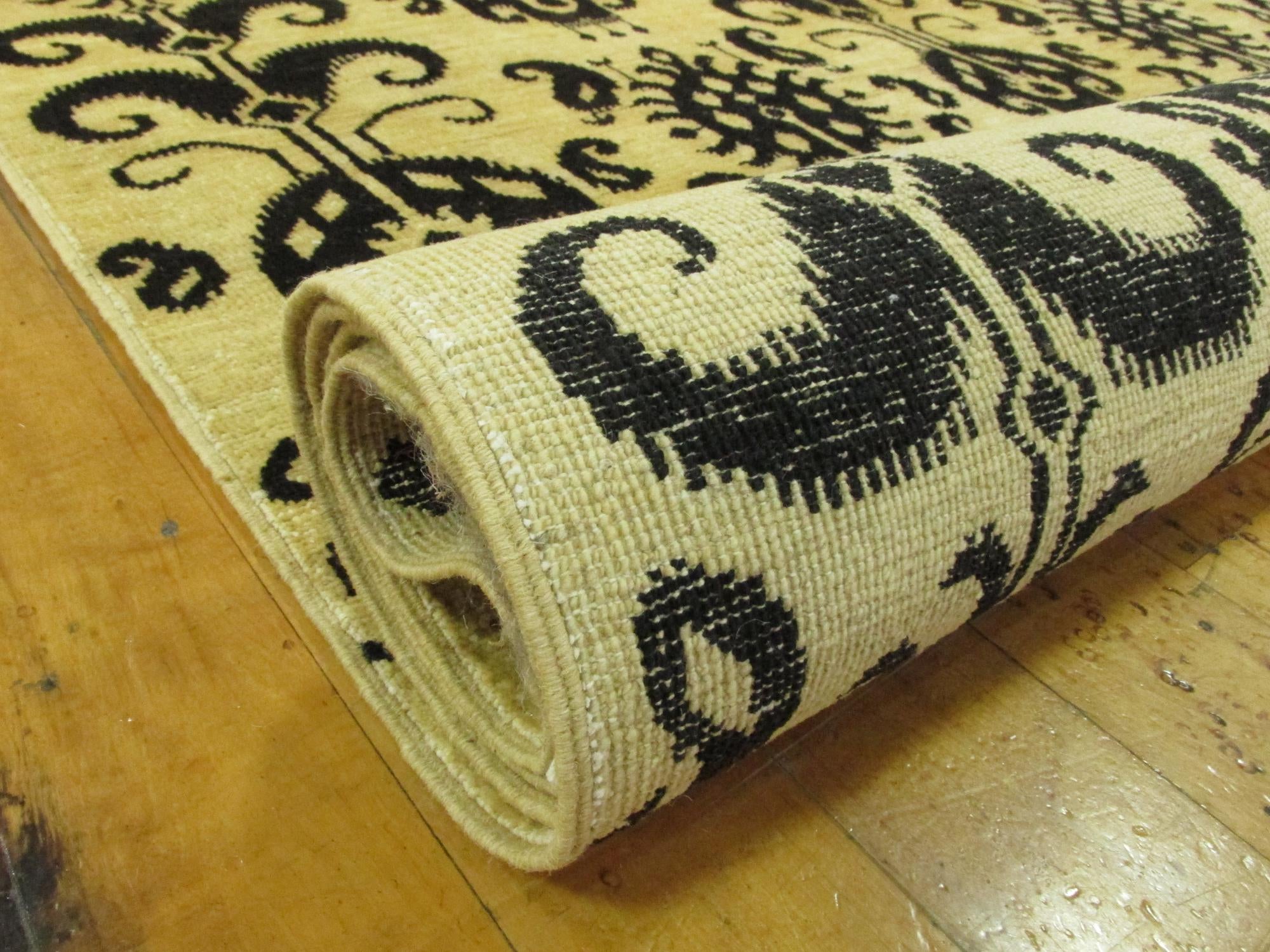 8' 2 x 9' 6 Hand Knotted Ikat Oriental Rug