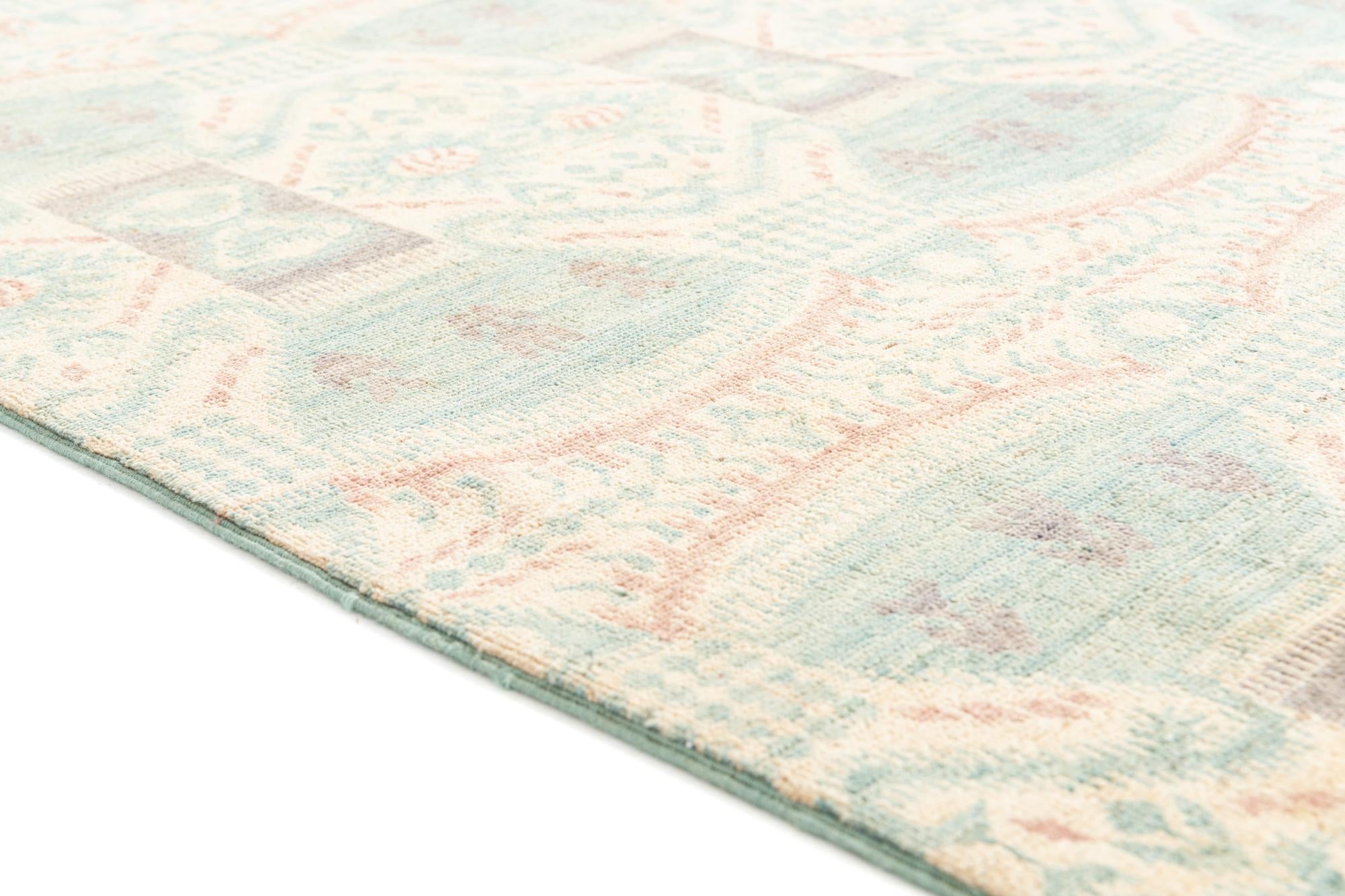 6' 10 x 9' 7 Hand Knotted Ikat Oriental Rug