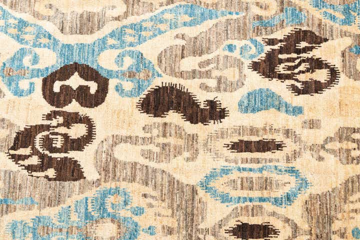 6' 8 x 9' 3 Hand Knotted Ikat Oriental Rug
