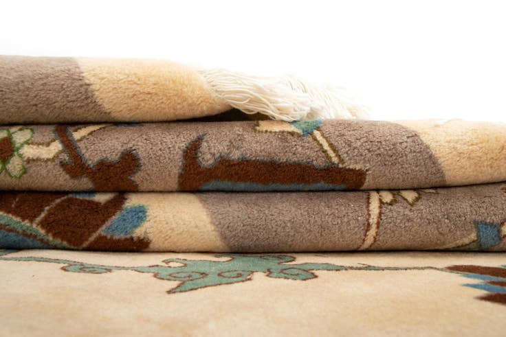 Detail image of 8' x 10' Hand Knotted Indo Tabriz Wool Rug