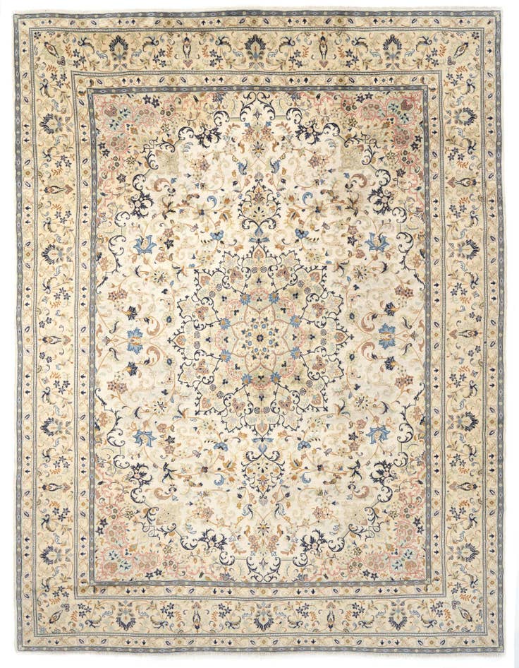 Detail image of 9' 4 x 12' 9 Hand Knotted Isfahan Persian Wool Rug