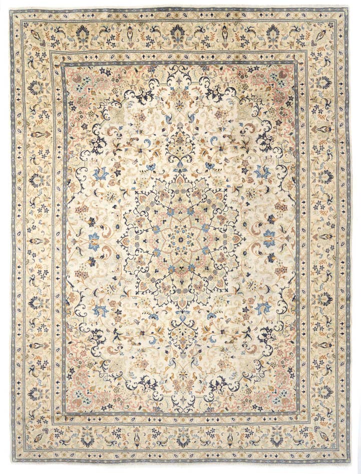 Detail image of 9' 4 x 12' 9 Hand Knotted Isfahan Persian Wool Rug