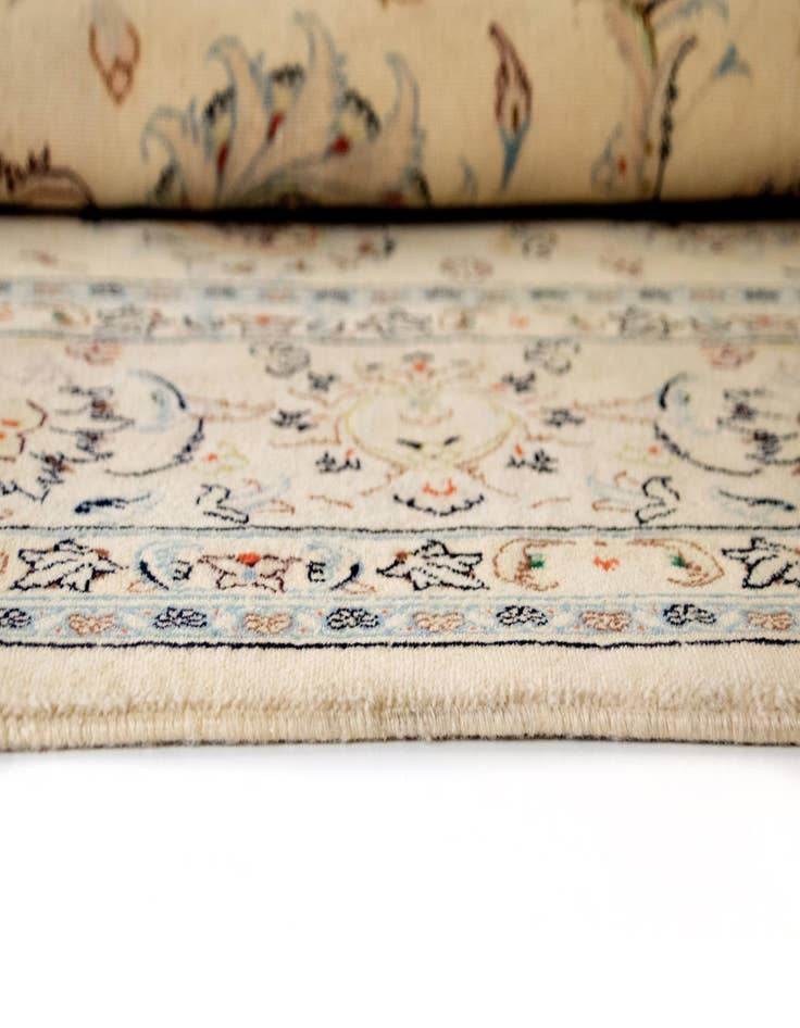 Detail image of 9' 7 x 12' 11 Hand Knotted Isfahan Persian Wool Rug