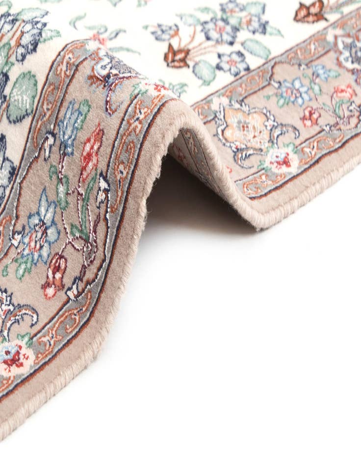 Detail image of 2' 9 x 9' 10  Hand Knotted Isfahan Rug