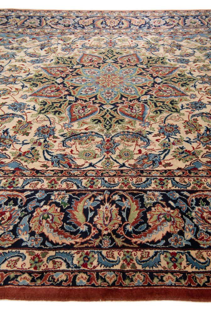 7' x 10' 3 Hand Knotted Isfahan Oriental Wool Rug