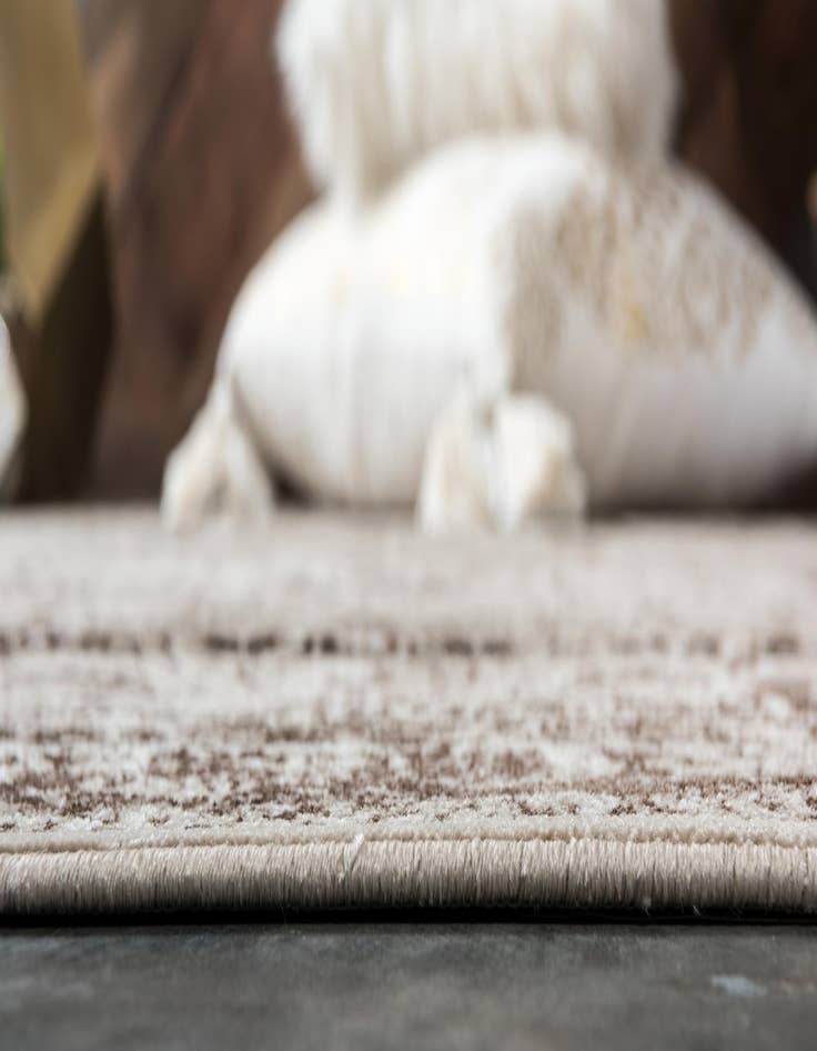 Detail image of 2' x 3' Istanbul Rug