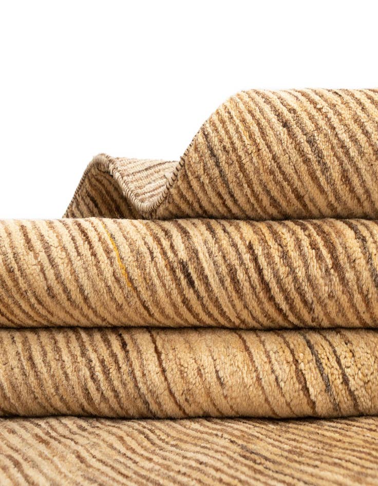 Detail image of 6' 5 x 8' 4 Juma Wool Rug