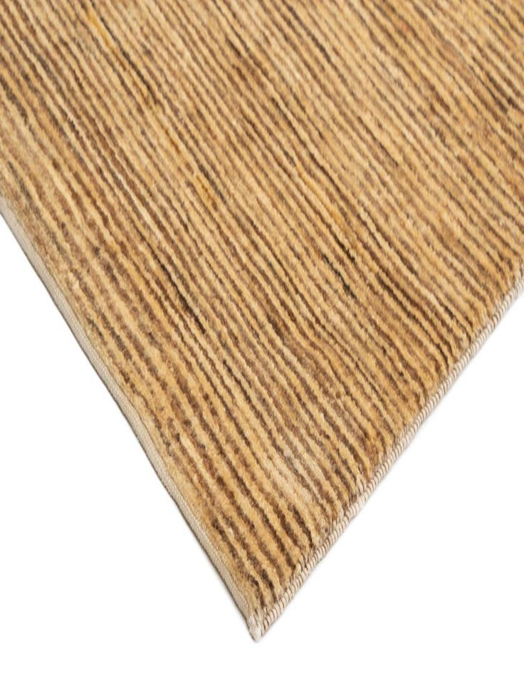 Detail image of 6' 5 x 8' 4 Juma Wool Rug