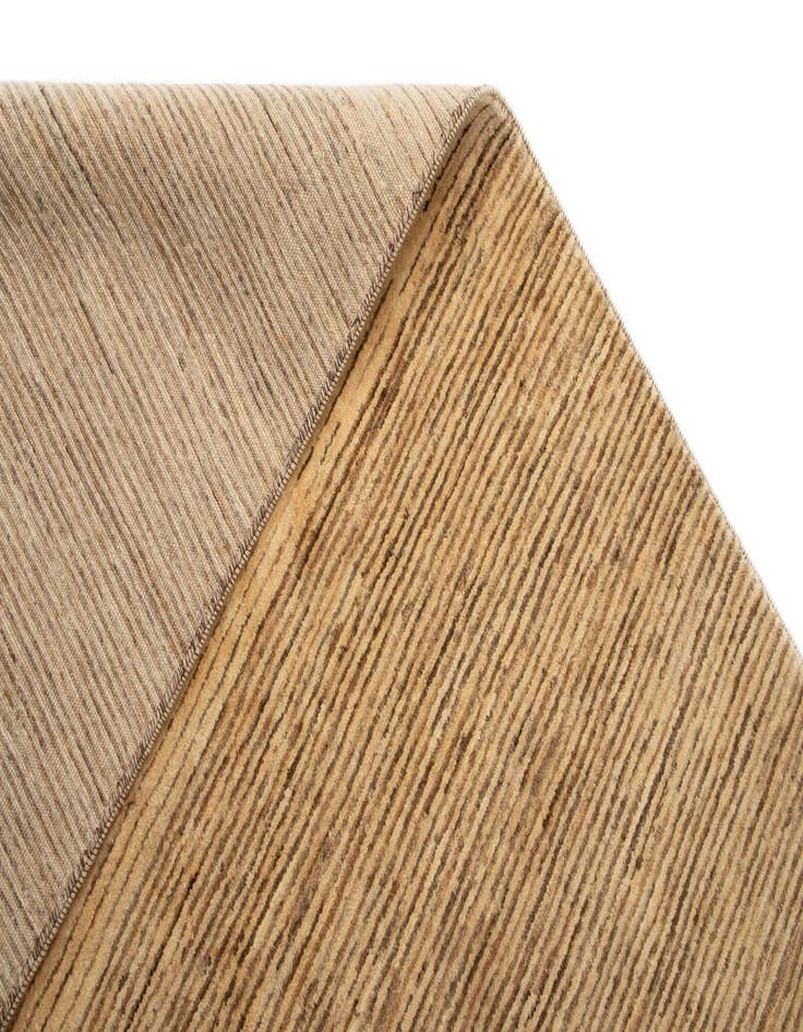 Detail image of 6' 5 x 8' 4 Juma Wool Rug