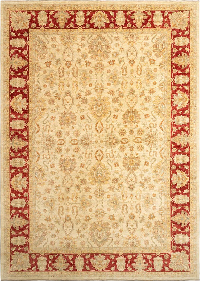 Detail image of 11' 7 x 15' 11 Kaizar Wool Rug