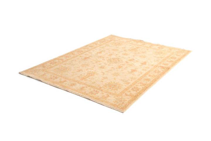 4' 11 x 6' 6 Kaizar Wool Rug