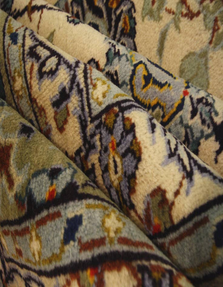 Detail image of 9' 9 x 13' 4 Hand Knotted Kashan Persian Wool Rug