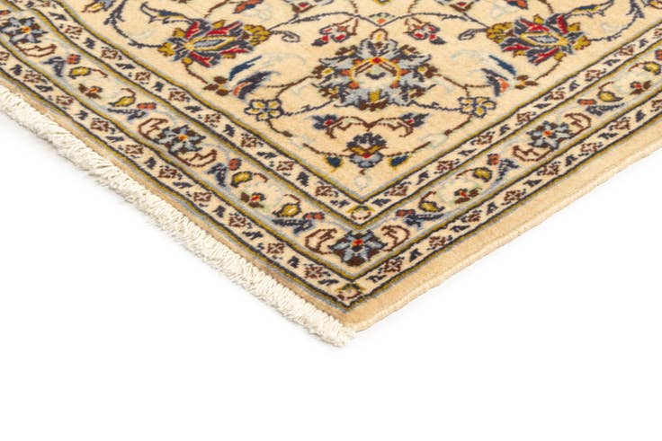 Detail image of 6' 8 x 10' 3 Kashan Rug