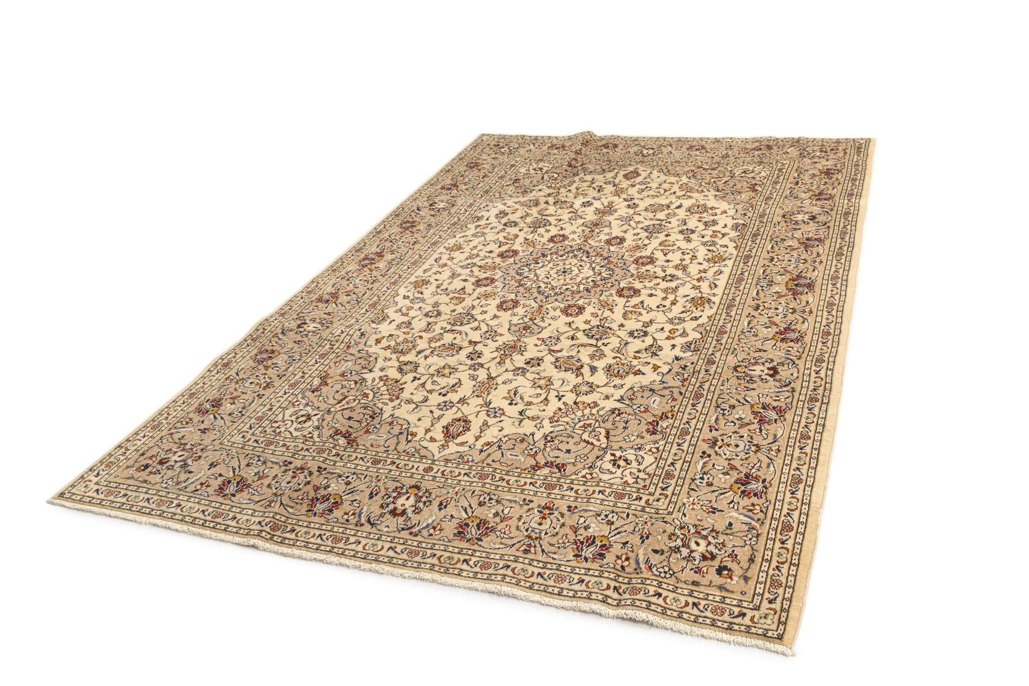6' 7 x 10' 2 Kashan Rug