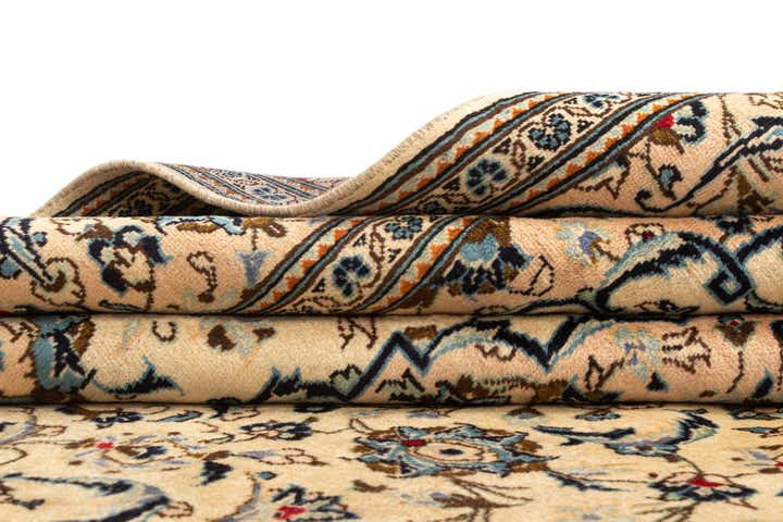 6' 5 x 10' Kashan Rug