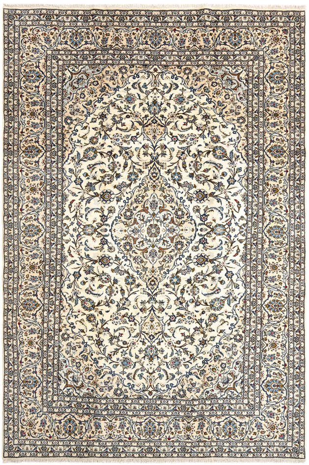 Detail image of 8' 2 x 11' 11 Kashan Rug