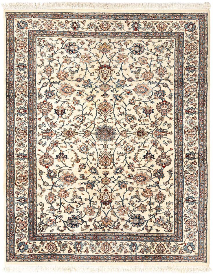 Detail image of 6' x 8' 9 Kashan Wool Rug