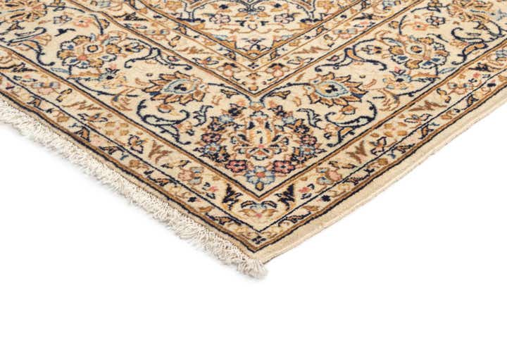 6' 5 x 9' 9 Kashan Wool Rug